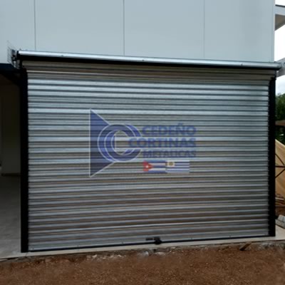 Mantenimiento de cortinas metálicas