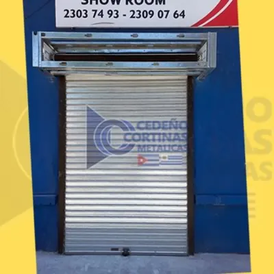 Cortinas microperforadas para negocios