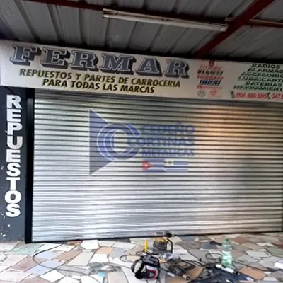 Venta e instalación de cortinas de enrollar