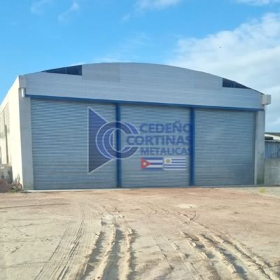 Cortinas metálicas para galpones