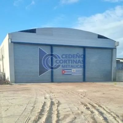 Cortinas metálicas para galpones